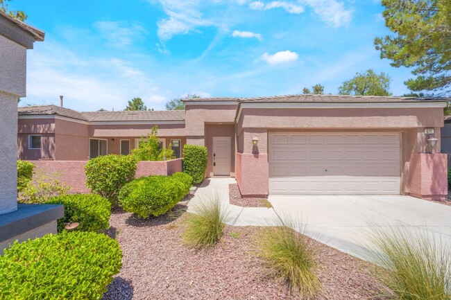 Building Photo - Beautiful Single Story Home with 3 Bedroom...