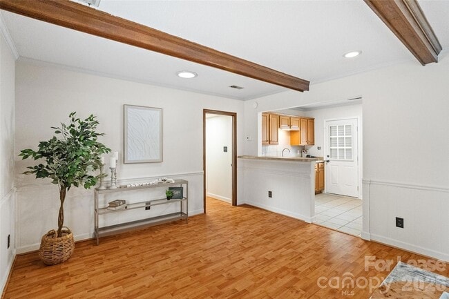Building Photo - 6600 Porterfield Rd