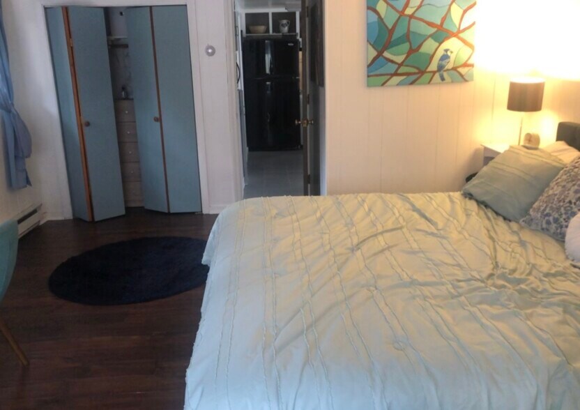 Building Photo - 64A Emerson Dr