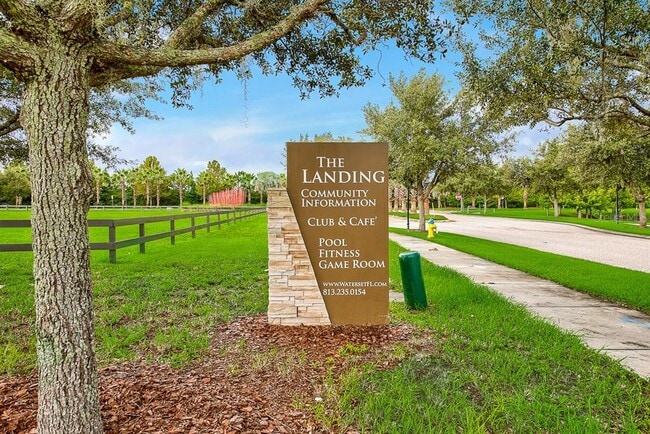 Building Photo - 6262 Goldcoast Ave