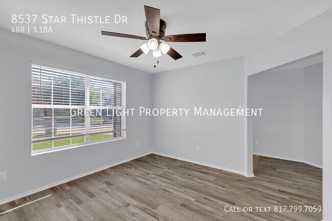 Building Photo - 8537 Star Thistle Dr