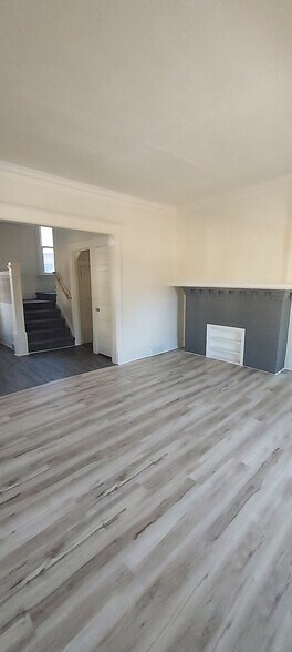 Building Photo - 730 Ashland Ave