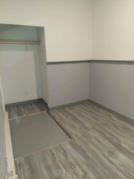 Bedroom - 36 W Eau Claire St