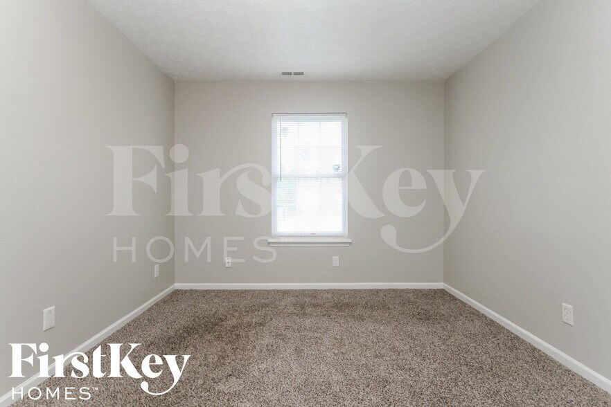 Building Photo - 4622 Owls Nest Pl