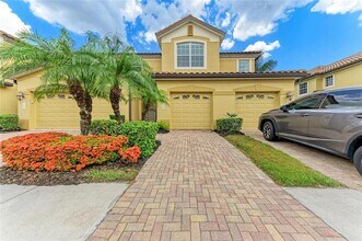 Building Photo - 8143 Miramar Way