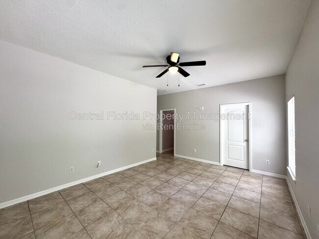 Building Photo - 11273 Moonshine Creek Cir
