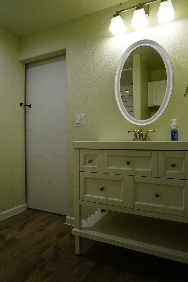 Bath Vanity - 6043 S Little River Way
