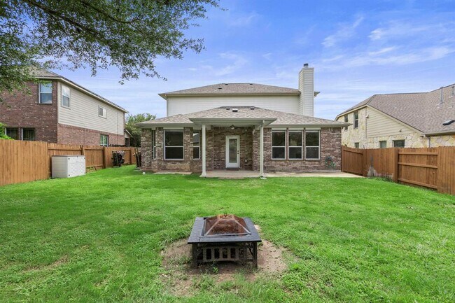 Building Photo - 18613 Falcon Pointe Blvd