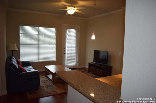 Building Photo - 7342 Oak Manor Dr