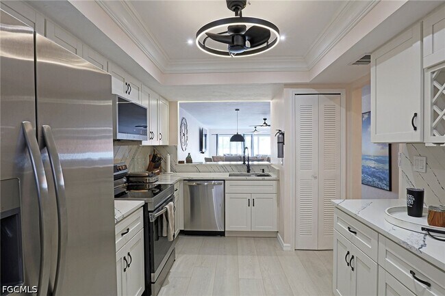 Building Photo - 11921 Seabreeze Cove Ln
