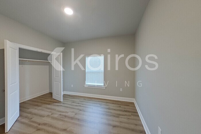 Building Photo - 22868 Monterey Ave