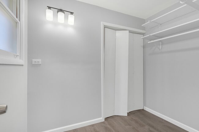 Building Photo - 403 Arrowhead Trail