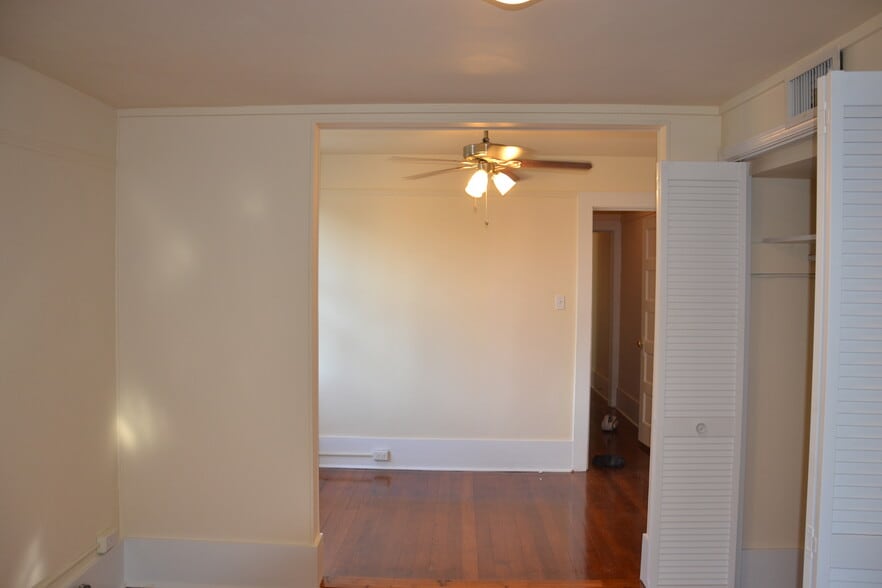 bedroom 4 - 272 Audubon St