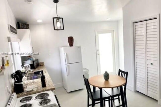 Building Photo - 14036 NW 3rd Ave