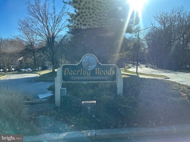 Building Photo - 5645 Harpers Farm Rd