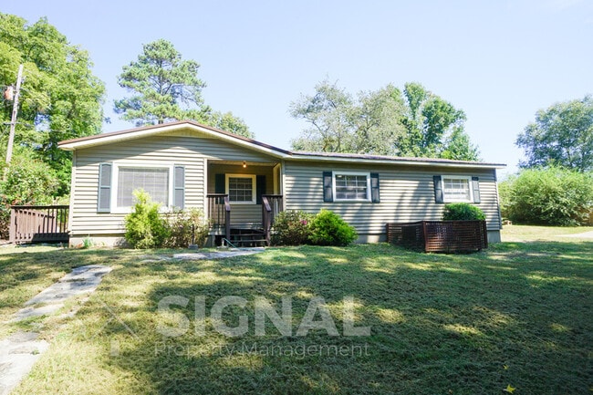 Primary Photo - 6876 Elliott Rd