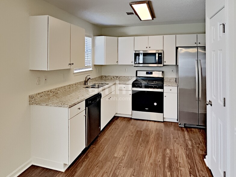 Building Photo - 4729 Score Ct