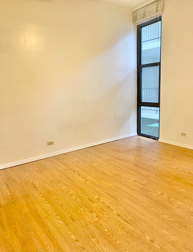 Building Photo - Kailua 3BR/2BA Condo – Resort-Style Living