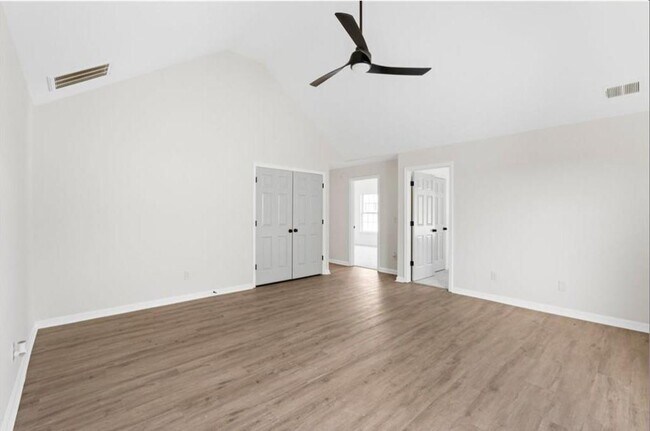 Building Photo - 4095 Arch Pass