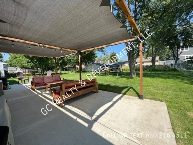 Building Photo - 1825 N Kaspar Ave