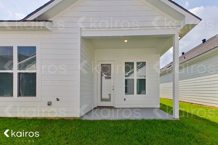 Building Photo - 4848 W Dacha Ln