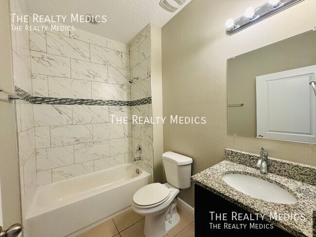 Building Photo - 1417 Swan Ct