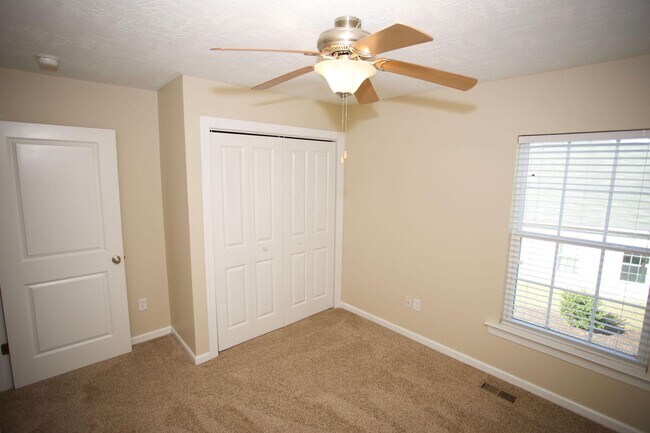 Building Photo - 484 Brantley Cove Cir