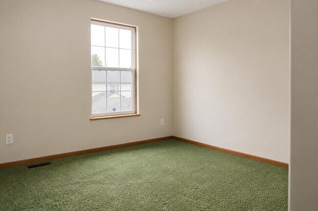 Building Photo - 175 Macenroe Dr