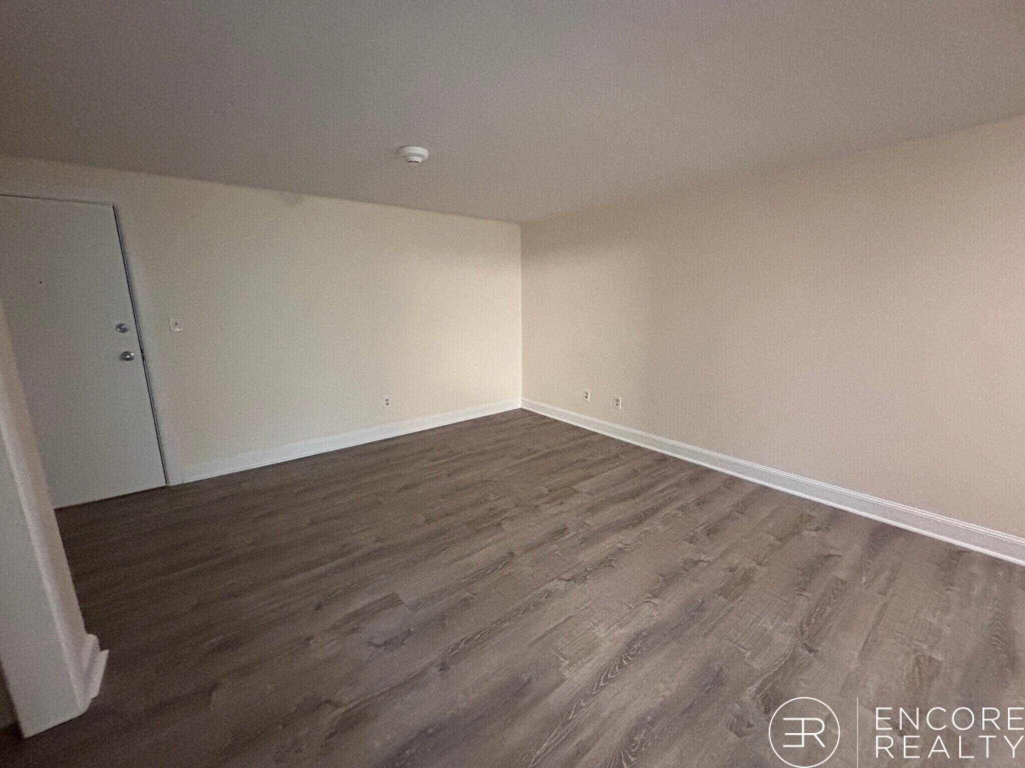 Building Photo - 5 Chester St