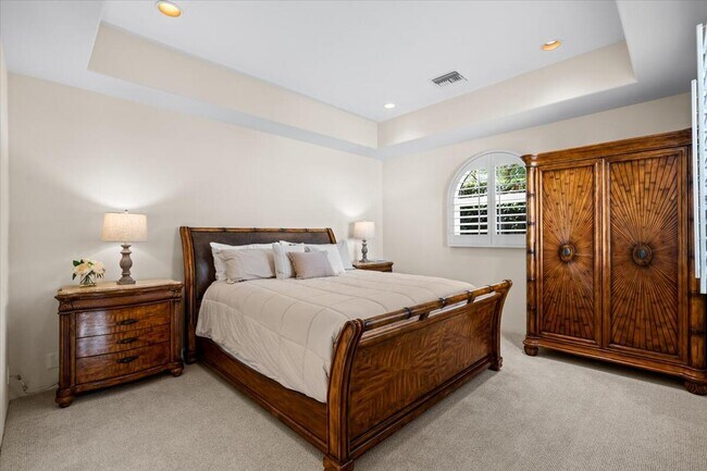 Building Photo - 49584 Montana Way