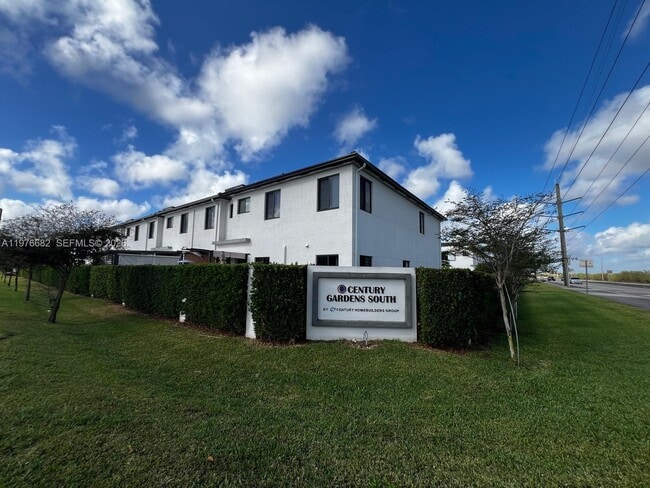 Building Photo - 13644 SW 157th Ct