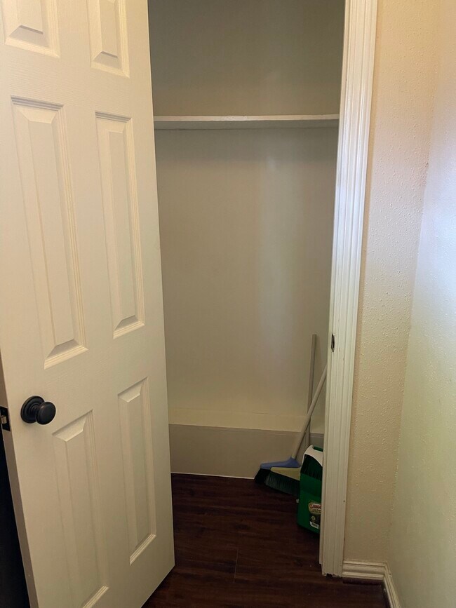 Building Photo - 6452 Olympia Dr