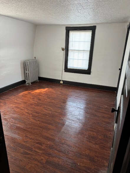 Building Photo - 1031 Marion St