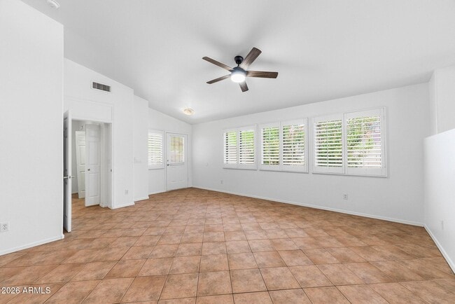 Building Photo - 17534 W Coyote Trail Dr