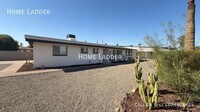 Building Photo - 842 N Las Palmas Dr