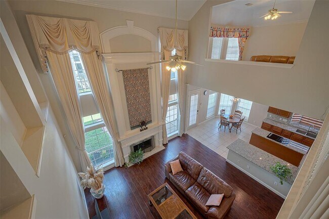 Building Photo - 4707 Gladesdale Park Ln