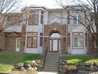 Building Photo - 2217 Luann Ln