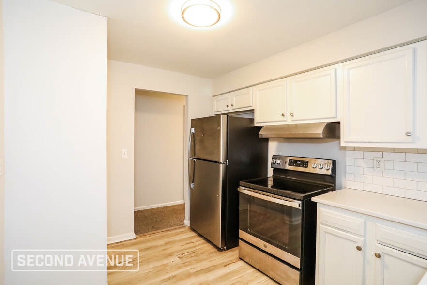 Building Photo - 4656 Linda Dr