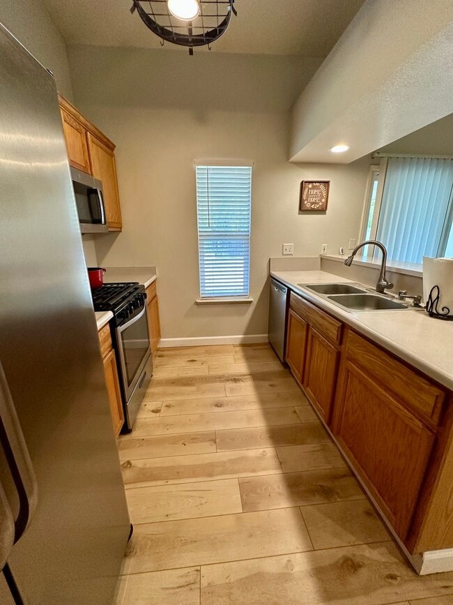 Building Photo - Well maintained 3 Bedroom Home in Willow G...