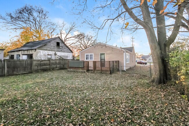 Building Photo - 3418 Vannest Ave
