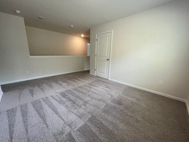 Building Photo - 11009 Austin Estates Dr