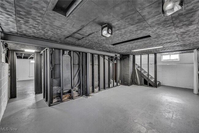 Building Photo - 20270 Ardwell Dr