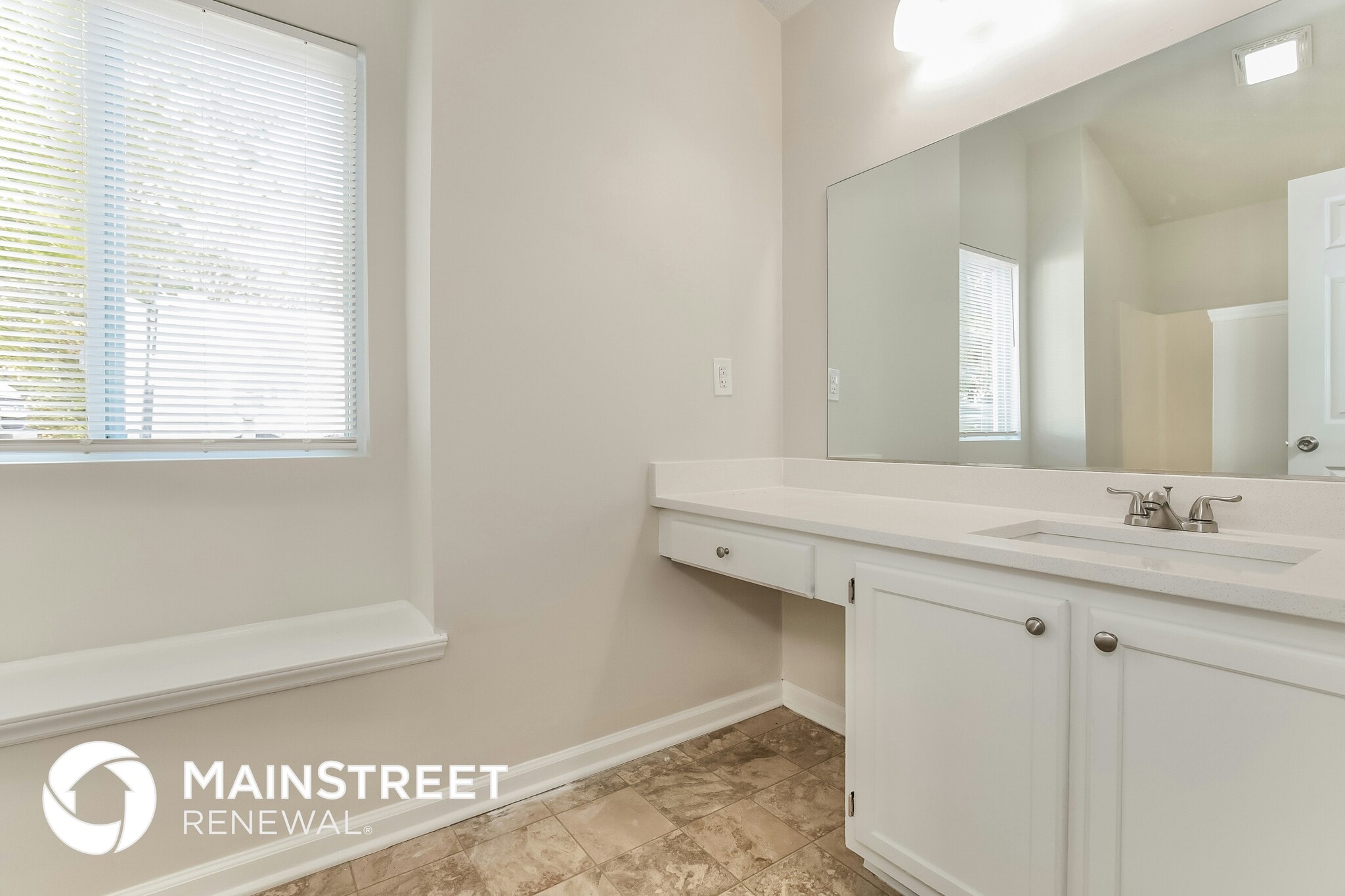 Building Photo - 2 Pipers Glen Ct