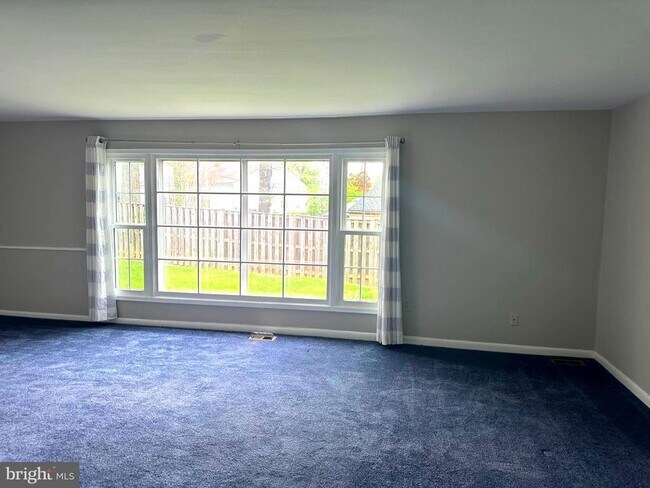 Building Photo - 8614 Dunbrook Ln