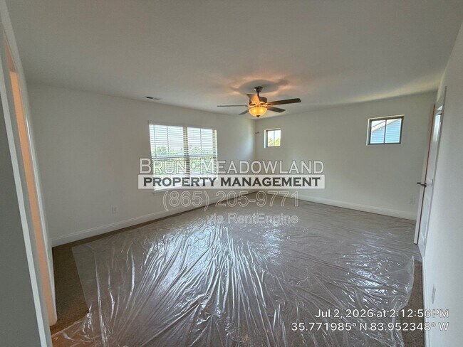 Building Photo - 1725 Bennett Vlg Dr