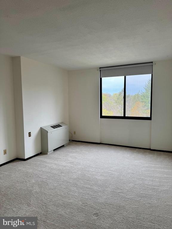 Building Photo - 801 Yale Ave