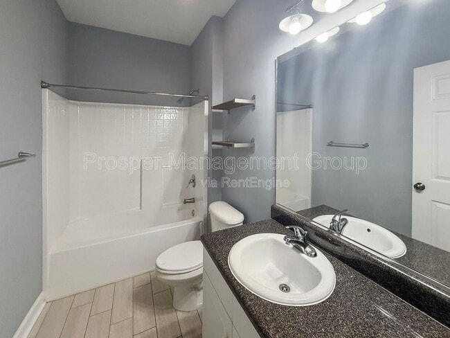 Building Photo - 2909 Sweetleaf Ln