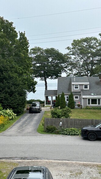 Building Photo - 77 Maquoit Dr