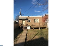 Building Photo - 555 Chestnut St