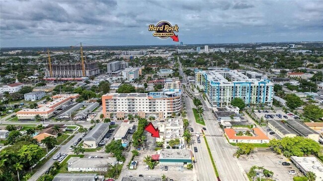 Building Photo - 200 E Dania Beach Blvd
